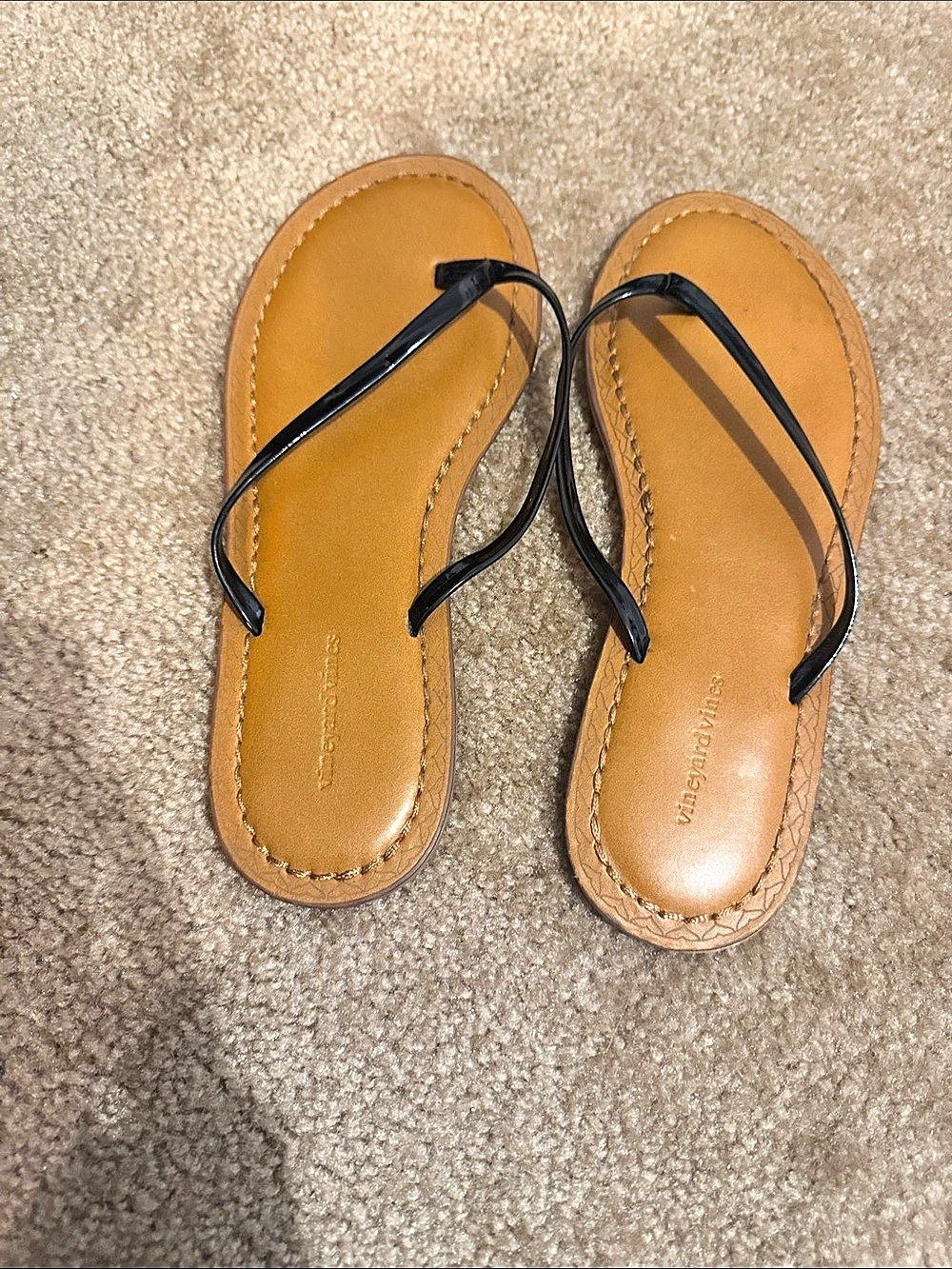 Vineyard Vine Strappy Flat Sandals in Brown & Black
